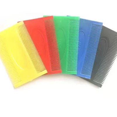 LICE COMB PLASTIC